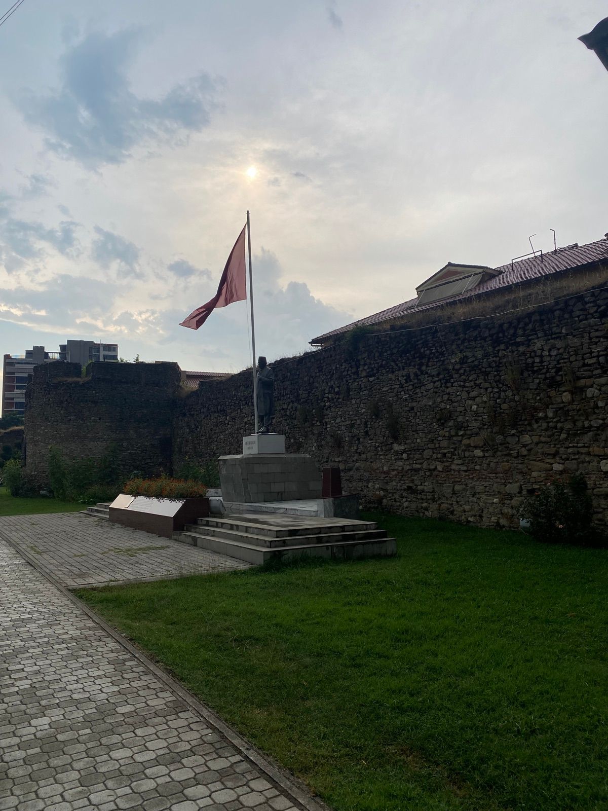Albania - Montenegro — foto 1